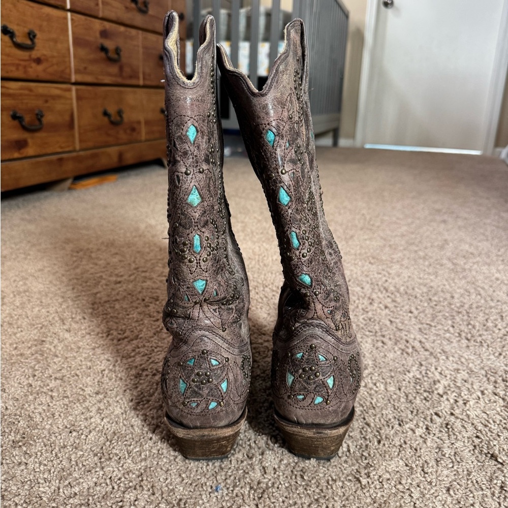 Brown and Turquoise Embroidered Women's Boots - image 4